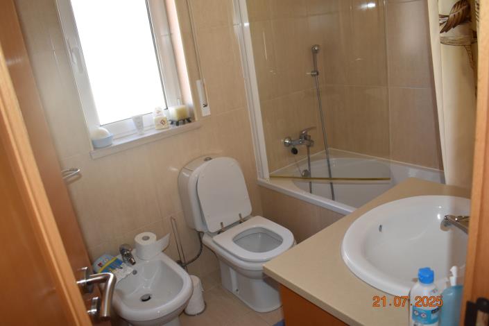 Image No.10-3 Bed Apartment for sale