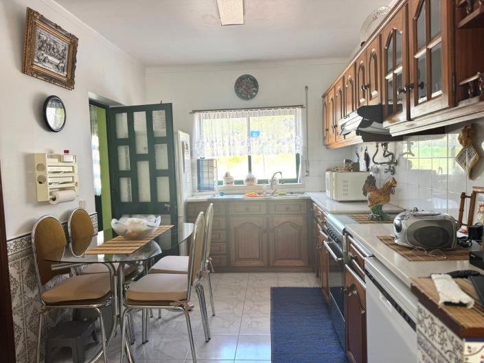 Image No.8-3 Bed House for sale