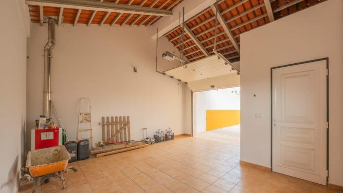 Image No.11-4 Bed House for sale