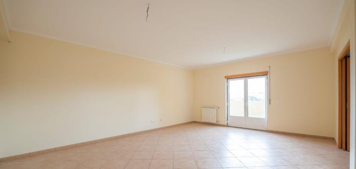 Image No.15-4 Bed House for sale