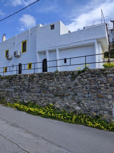 Image No.1-2 Bed House for sale