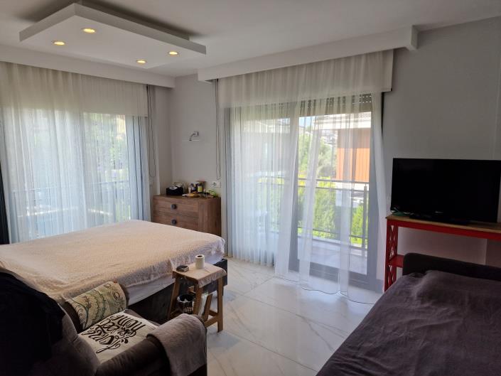 Image No.12-4 Bed Villa / Detached for sale