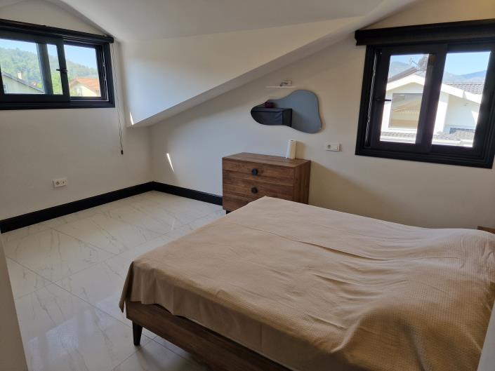 Image No.13-4 Bed Villa / Detached for sale