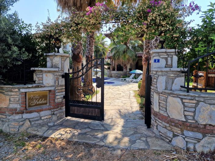 Image No.20-3 Bed Villa / Detached for sale