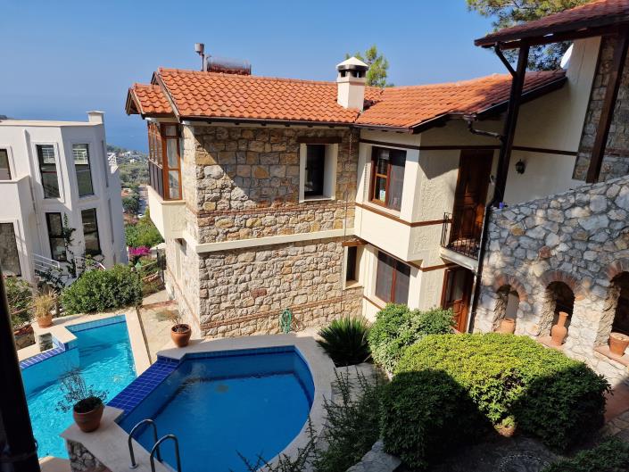 Image No.28-14 Bed Villa / Detached for sale