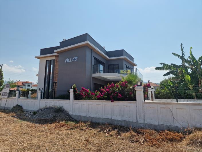 Image No.53-4 Bed Mansion for sale