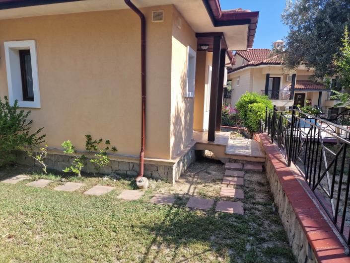 Image No.12-4 Bed Villa / Detached for sale