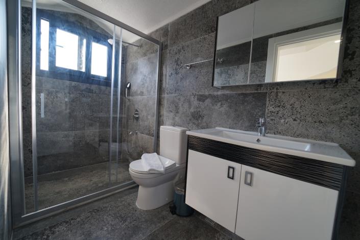 Image No.14-4 Bed Villa / Detached for sale