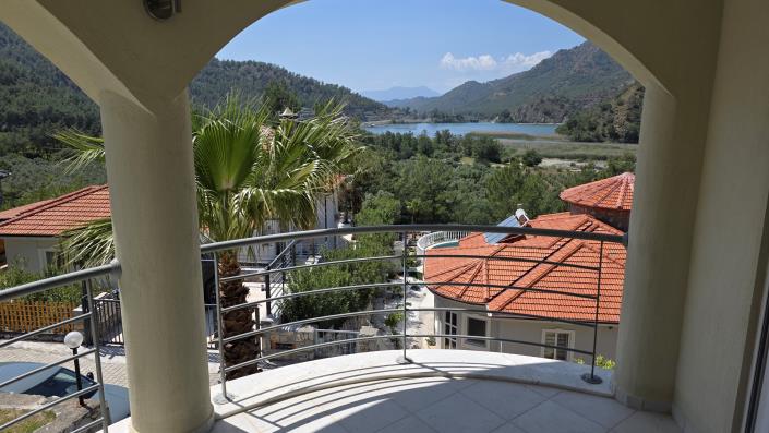 Image No.7-3 Bed Villa for sale