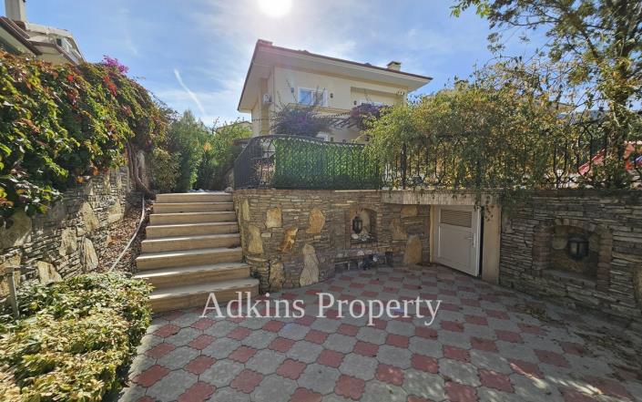 Image No.32-4 Bed Villa / Detached for sale