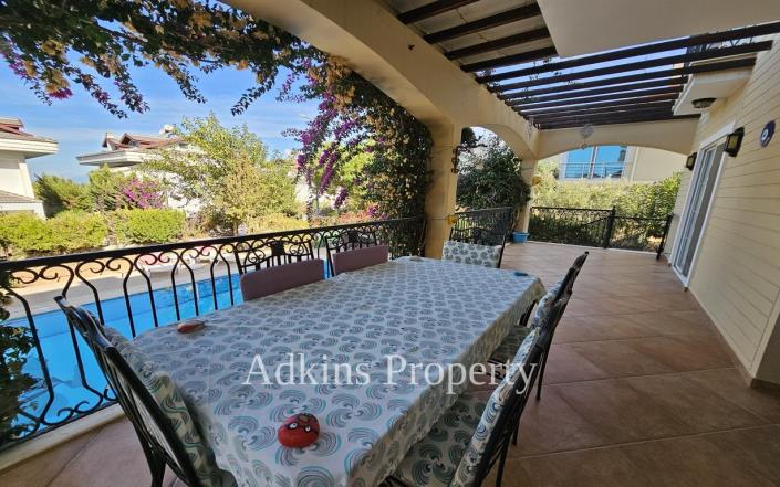 Image No.23-4 Bed Villa / Detached for sale