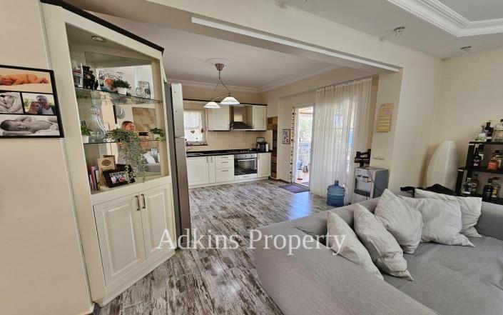 Image No.5-4 Bed Villa / Detached for sale