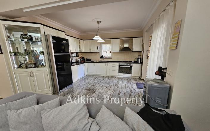 Image No.4-4 Bed Villa / Detached for sale