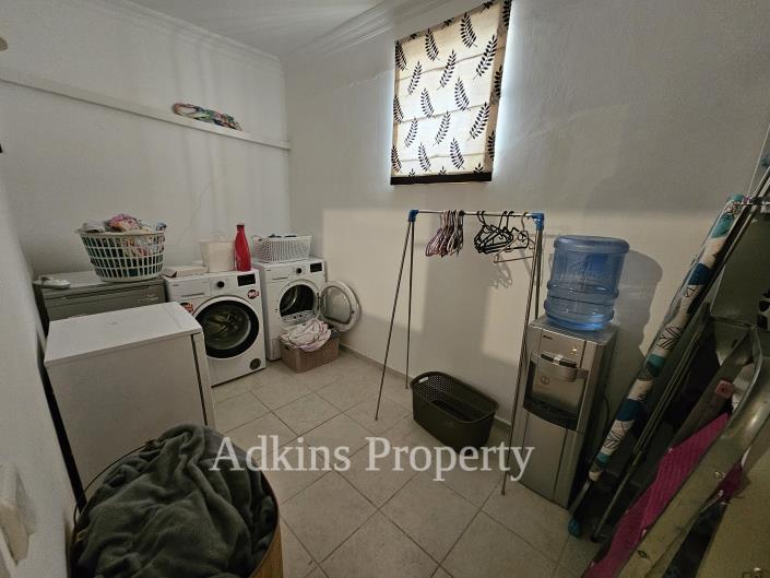 Image No.13-4 Bed Apartment for sale