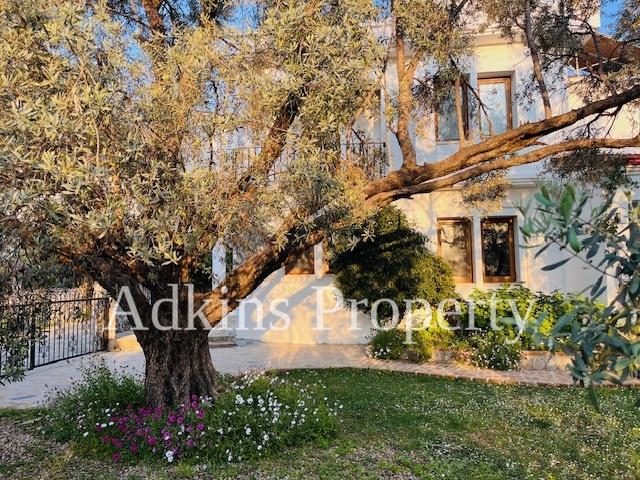 Image No.33-4 Bed Villa / Detached for sale