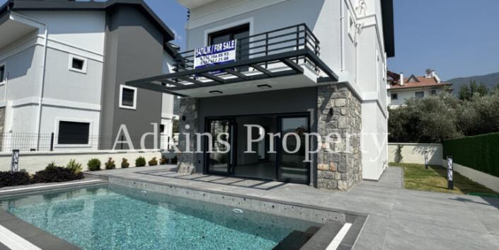 Image No.29-4 Bed Villa / Detached for sale