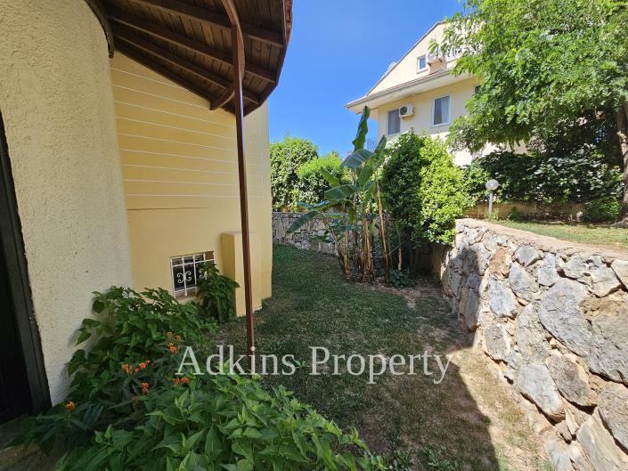 Image No.22-4 Bed Villa / Detached for sale