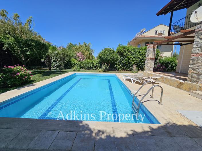 Image No.40-4 Bed Villa / Detached for sale