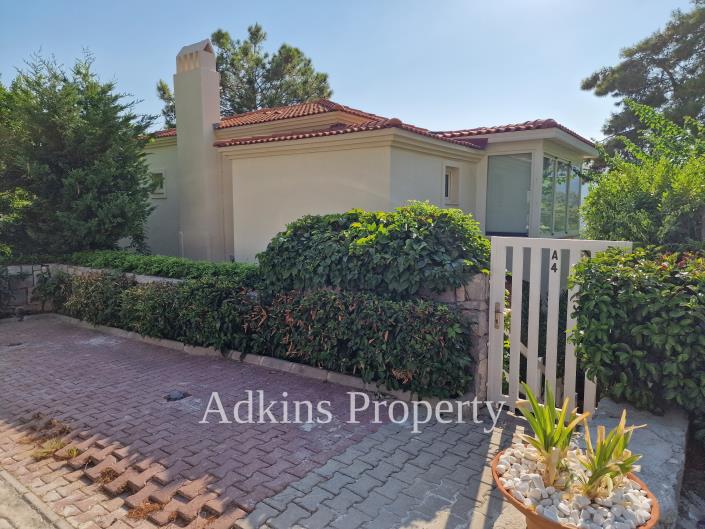 Image No.31-5 Bed Villa / Detached for sale