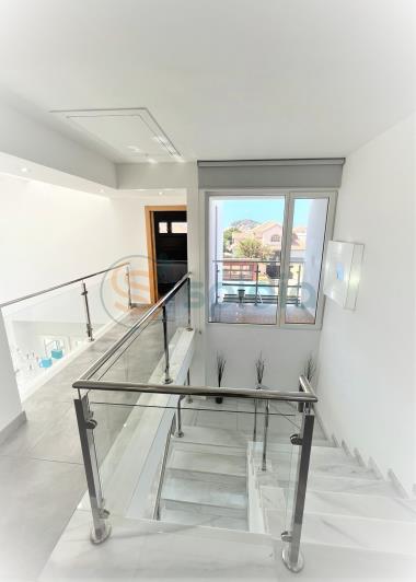 Image No.39-4 Bed Chalet for sale