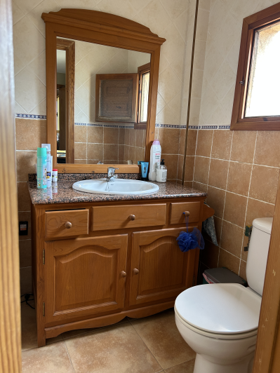 Image No.24-4 Bed Chalet for sale