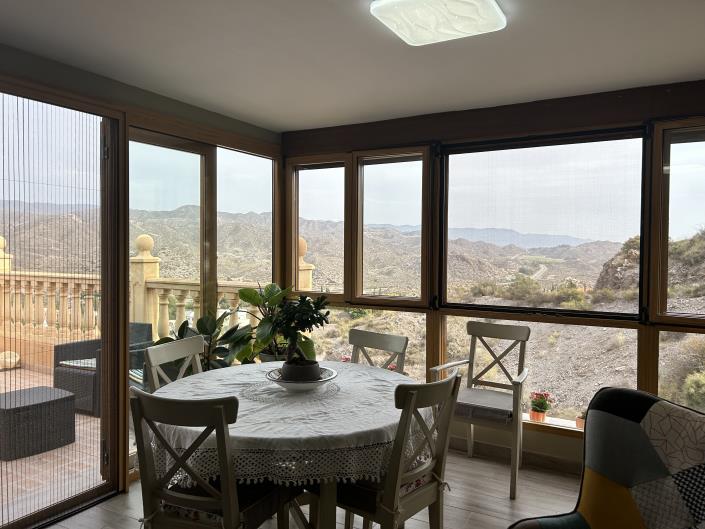 Image No.37-4 Bed Chalet for sale