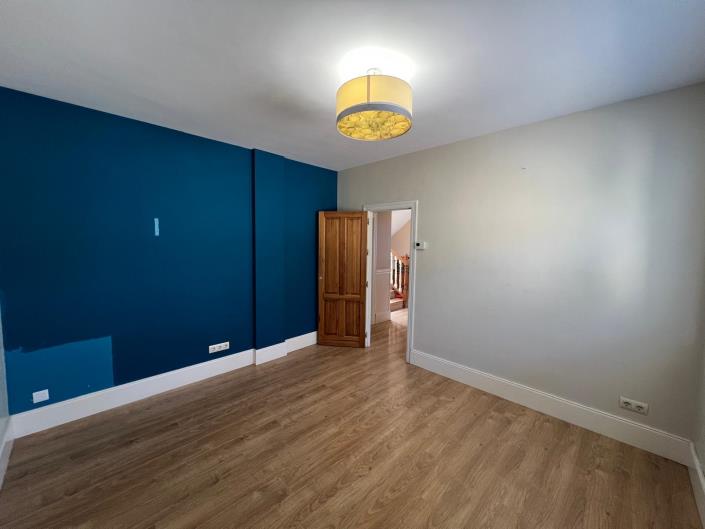 Image No.36-5 Bed Villa for sale