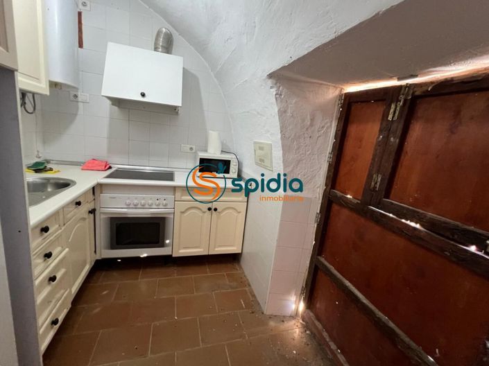 Image No.10-3 Bed Country House for sale