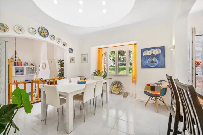 Image No.22-4 Bed Villa for sale