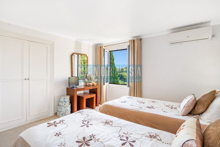 Image No.7-4 Bed Villa for sale