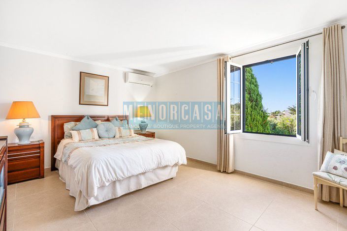 Image No.8-4 Bed Villa for sale