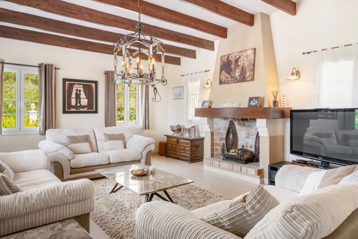 Image No.27-4 Bed Country House for sale