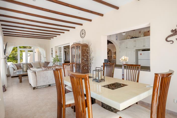 Image No.34-4 Bed Country House for sale