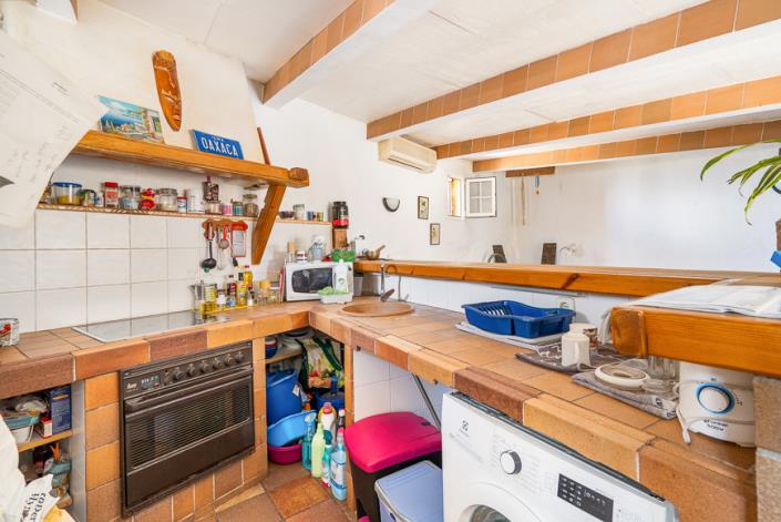 Image No.5-4 Bed Country House for sale