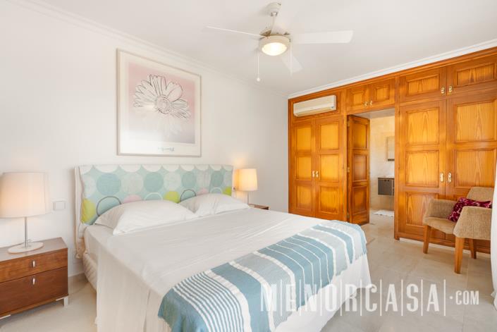 Image No.8-4 Bed Villa / Detached for sale