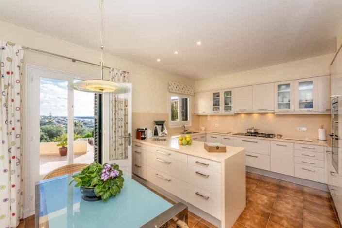 Image No.3-4 Bed House/Villa for sale