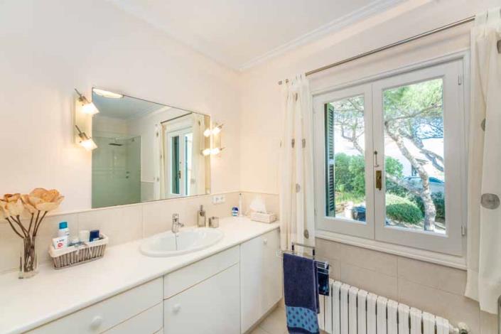 Image No.17-4 Bed House/Villa for sale