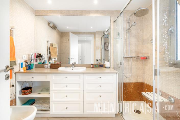 Image No.9-4 Bed Apartment for sale