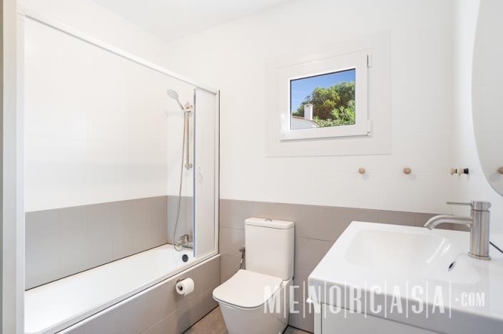 Image No.5-4 Bed Villa / Detached for sale