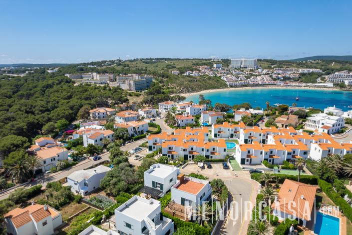 Image No.42-4 Bed Villa / Detached for sale