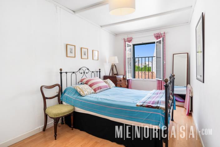 Image No.9-4 Bed Townhouse for sale