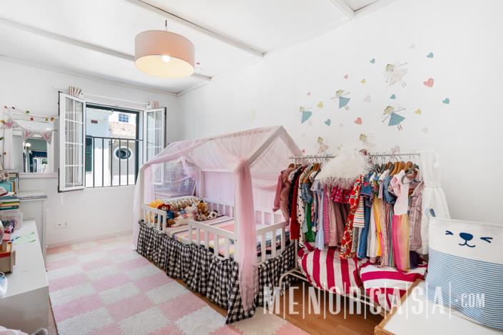 Image No.13-4 Bed Townhouse for sale