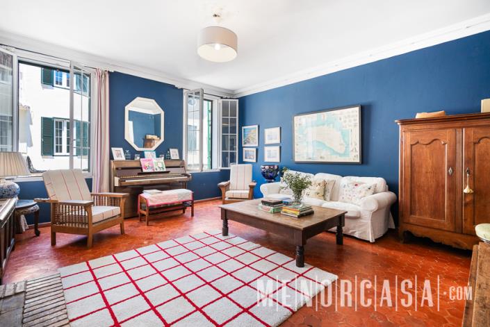 Image No.2-4 Bed Townhouse for sale