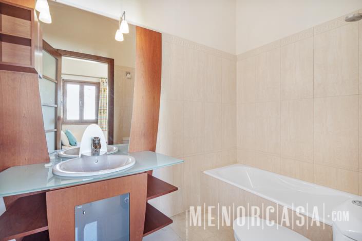 Image No.11-5 Bed Villa / Detached for sale