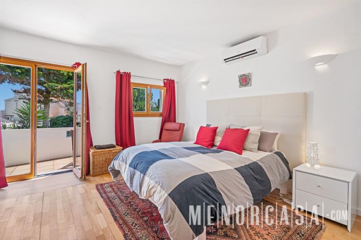 Image No.5-6 Bed Villa / Detached for sale