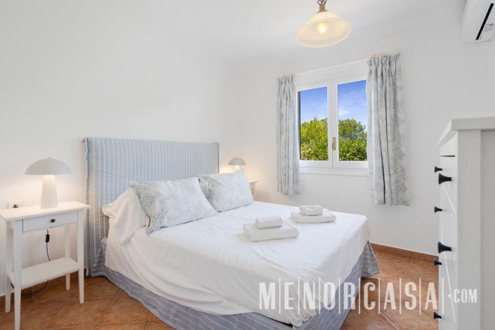 Image No.11-3 Bed Villa / Detached for sale