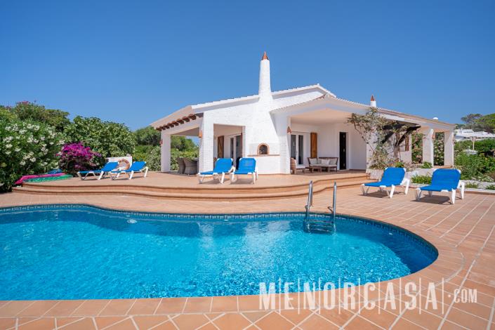 Image No.32-3 Bed Villa / Detached for sale