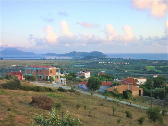 Image No.11-2 Bed House for sale