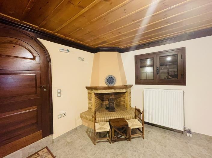 Image No.11-3 Bed House for sale