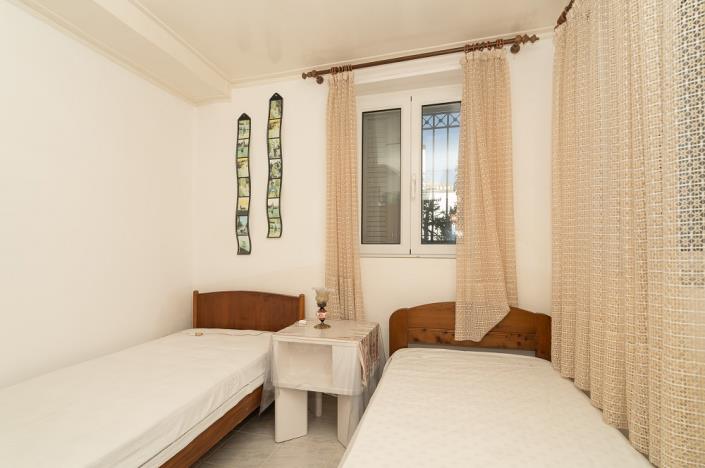 Image No.25-4 Bed Property for sale